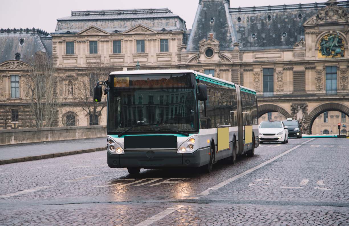 La gare routière de Paris-Bercy pourrait déménager, mais pas cet été, selon l'Autorité des transports